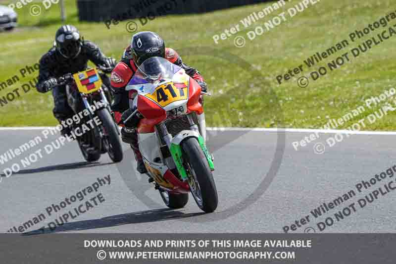 cadwell no limits trackday;cadwell park;cadwell park photographs;cadwell trackday photographs;enduro digital images;event digital images;eventdigitalimages;no limits trackdays;peter wileman photography;racing digital images;trackday digital images;trackday photos